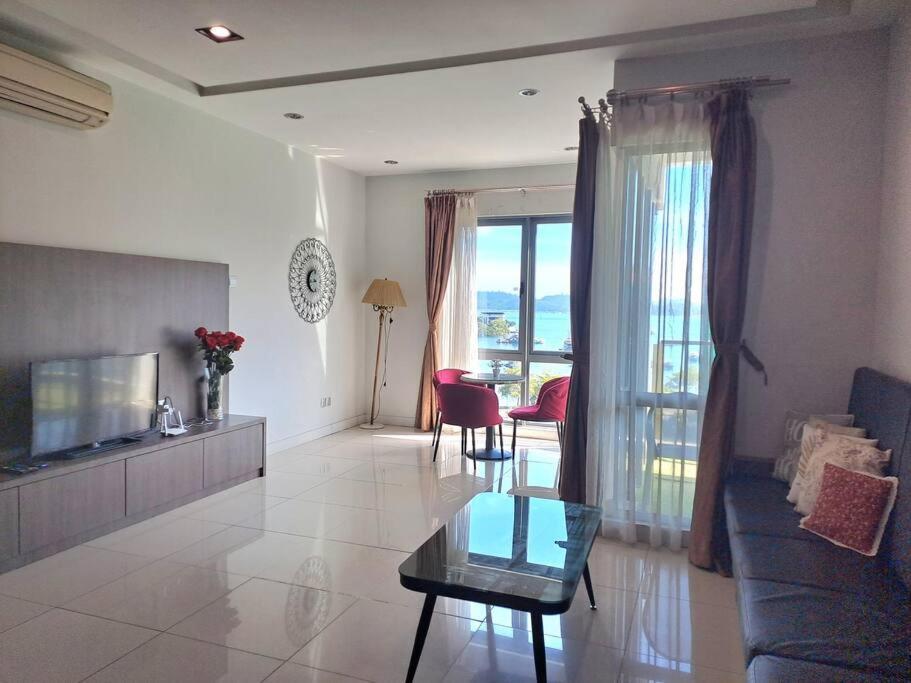 Apartment Sunrise Seaview Imago Loft D5 Above Imago Shopping Mall