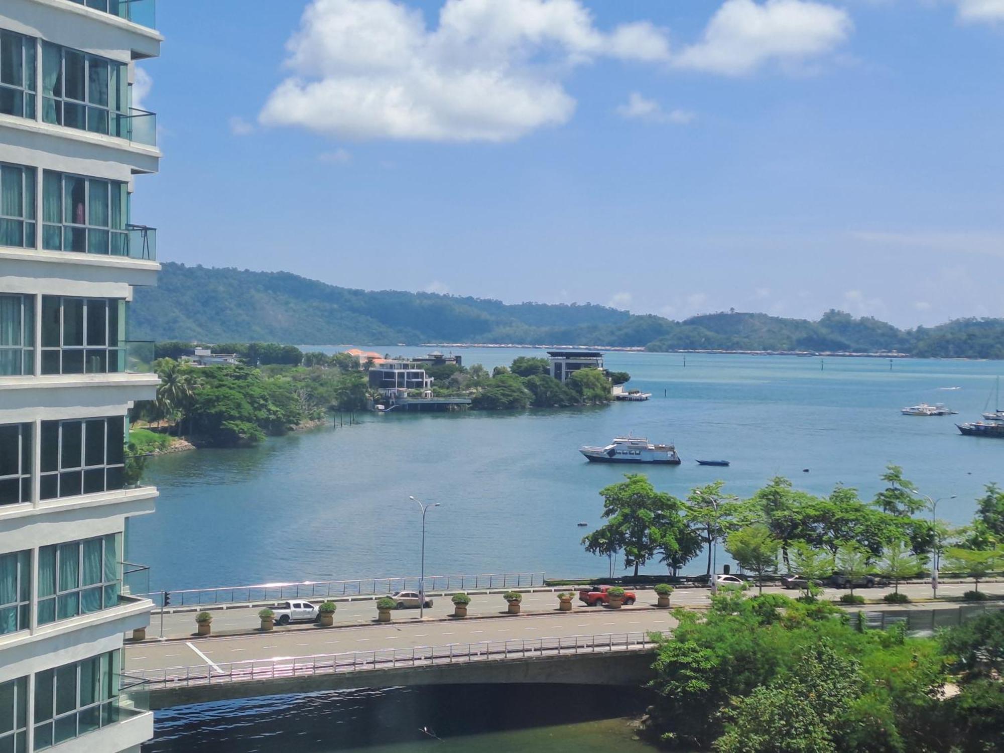 Apartment Sunrise Seaview Imago Loft D5 Above Imago Shopping Mall Kota Kinabalu